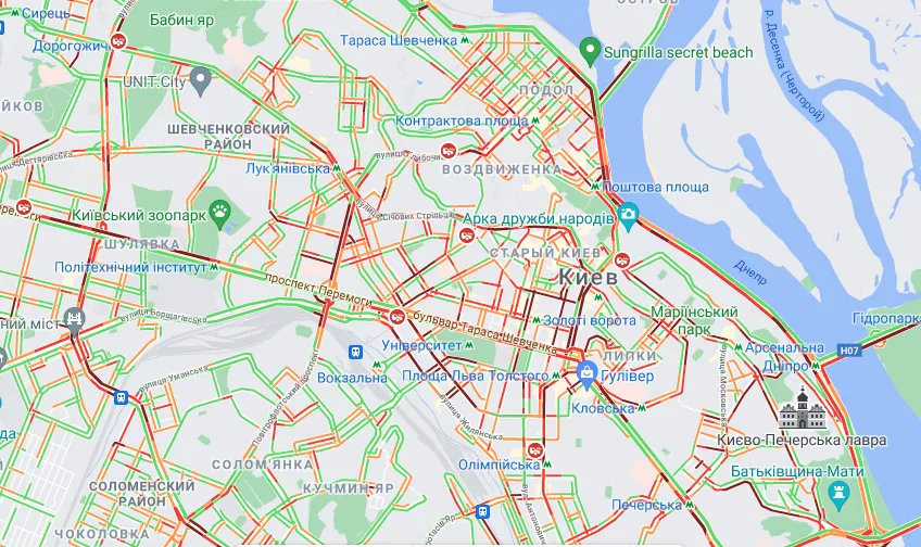 Центр Киева весь "красный"