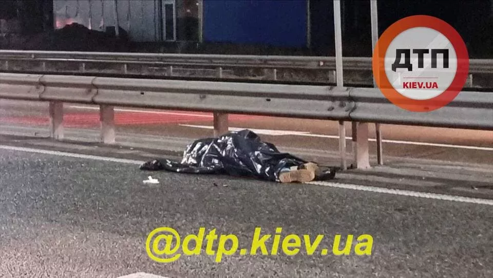 Чоловіки загинули на місці аварії/Фото: Telegram-канал dtp.kiev.ua