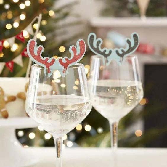 Как украсить бокалы на Новый год / Фото: pinterest
