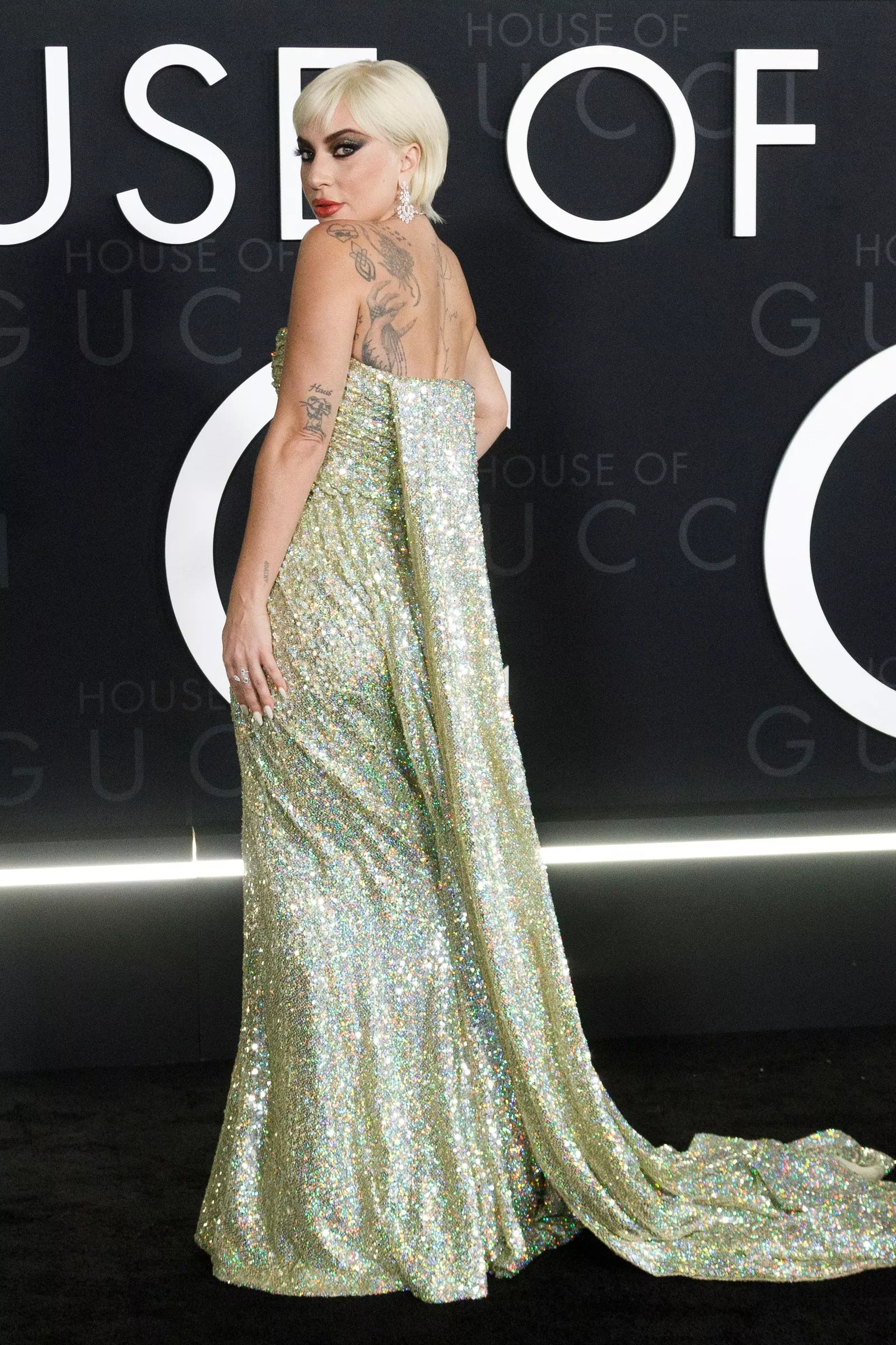 Леди Гага вошла в список 12 самых красиво одевающихся женщин  в 2021 году по версии  Vogue