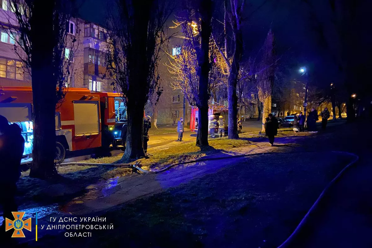 На місці інциденту працювали рятувальники/Фото: ДСНС