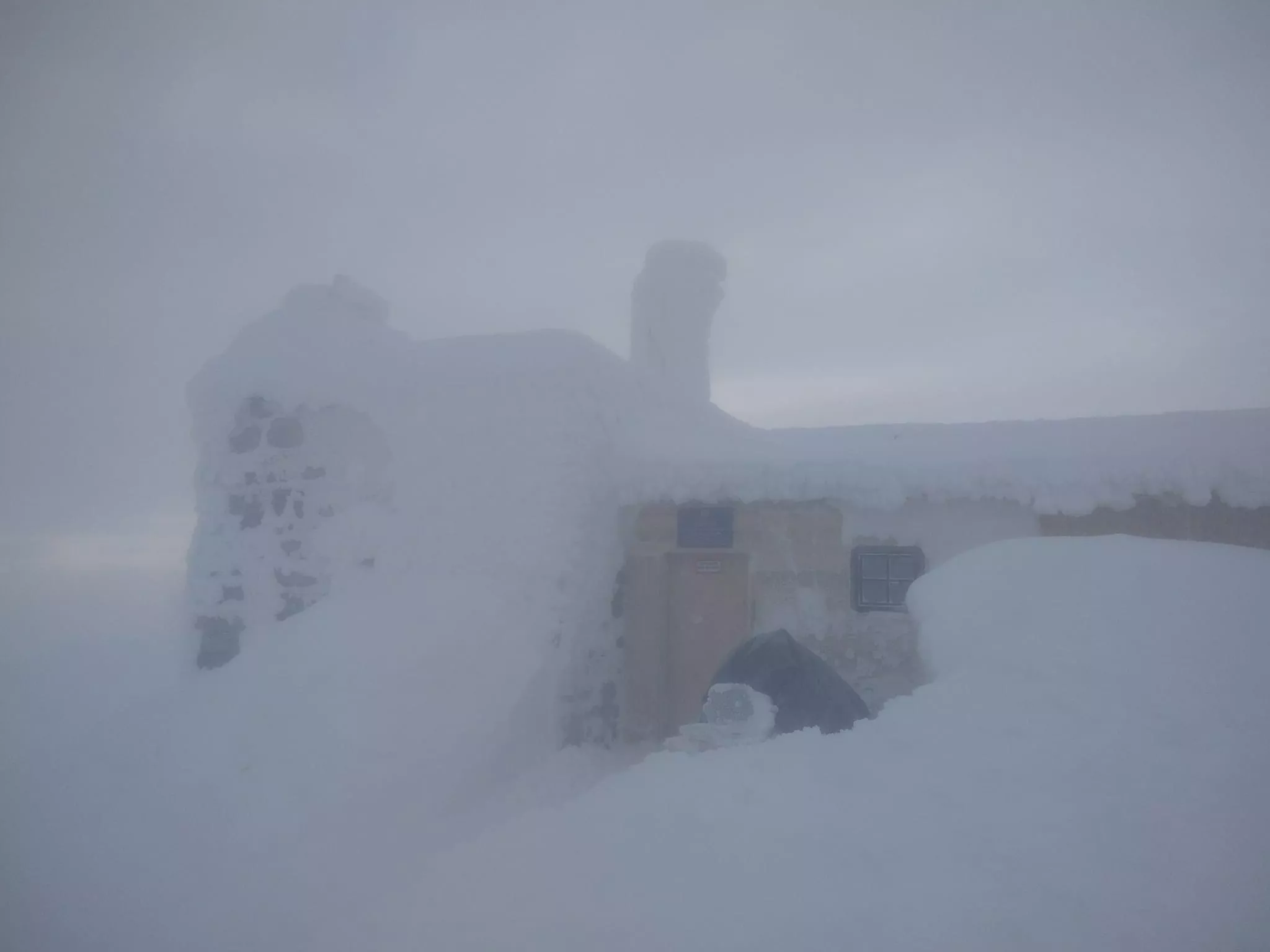 Карпаты засыпало снегом. Фото: Черногорский горный поисково-спасательный пост