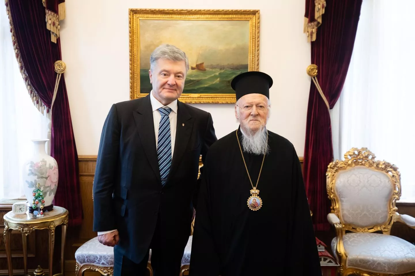 Допросу в ГБР Порошенко предпочел встречу с вселенским патриархом Варфоломеем