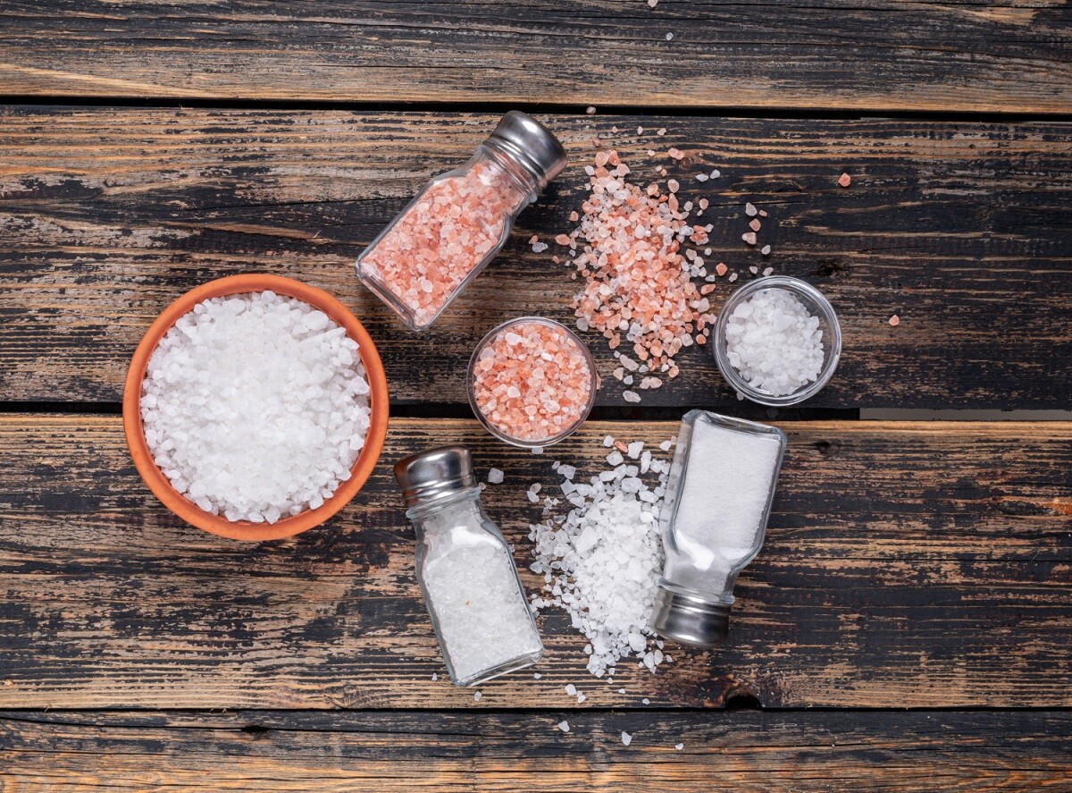Для профілактики дефіциту йоду можна додавати в їжу йодовану сіль