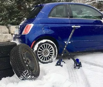 Как вытащить машину из снега / Фото: pinterest