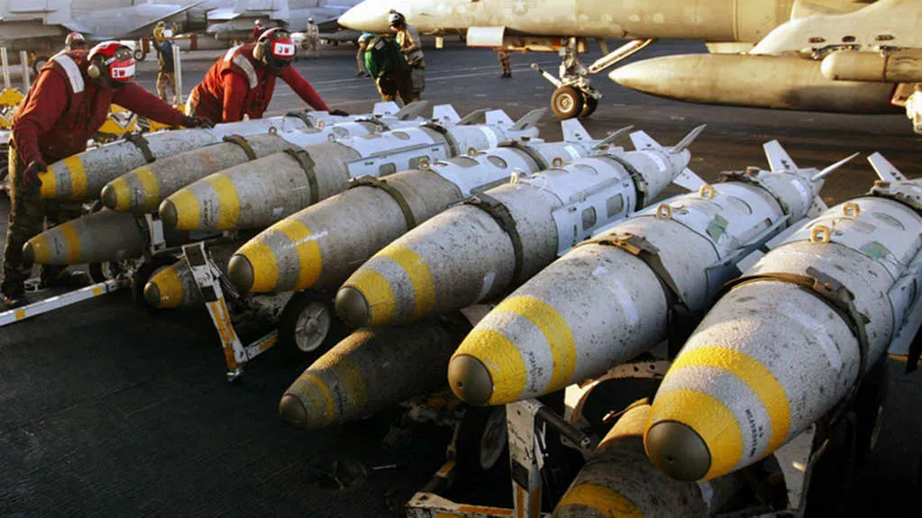 Росія та США можуть мати по 700 розгорнутих міжконтинентальних балістичних ракет. Фото: anna-news.info