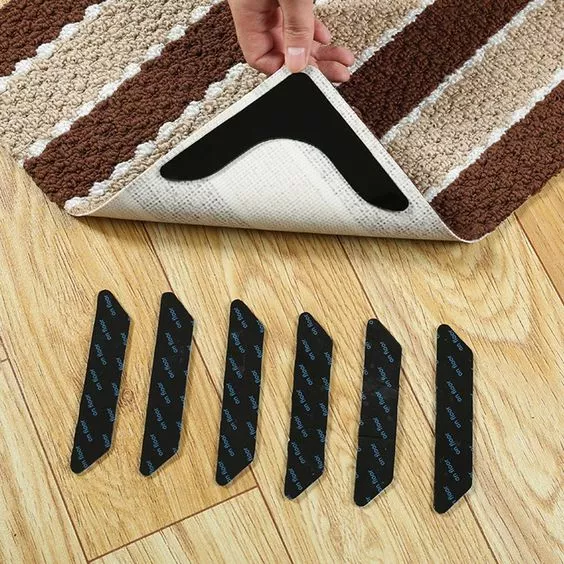 Как избавить коврик от скольжения: лайфхаки