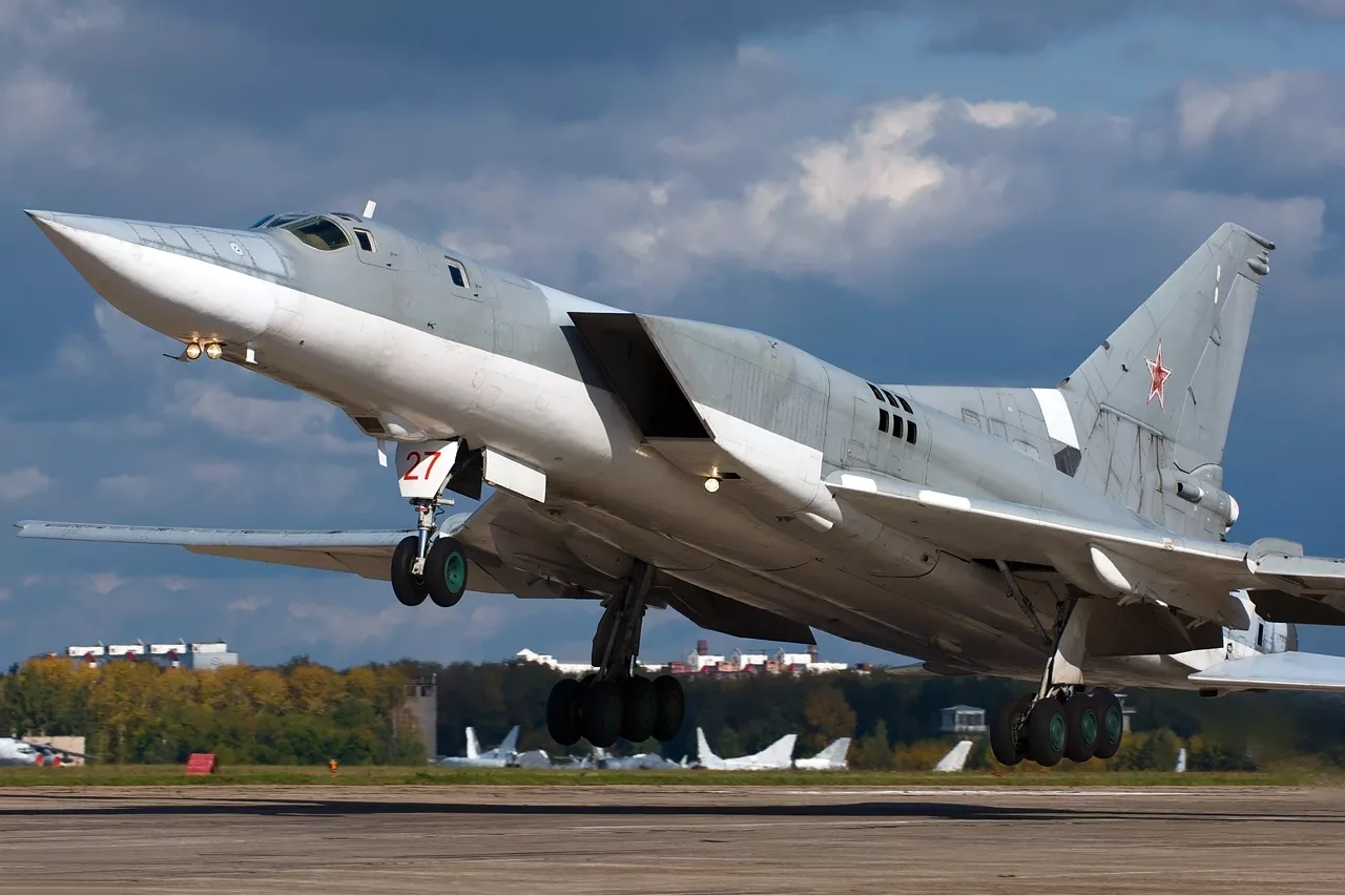 Российский сверхзвуковой бомбардировщик Ту-22-М3 применялся в Чечне и Грузии
