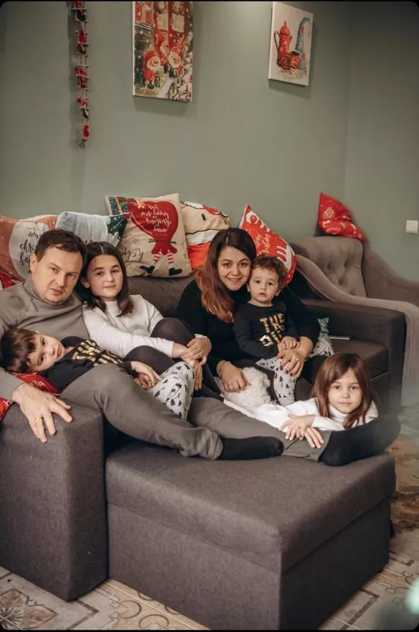 Ірина Аракелова та її родина