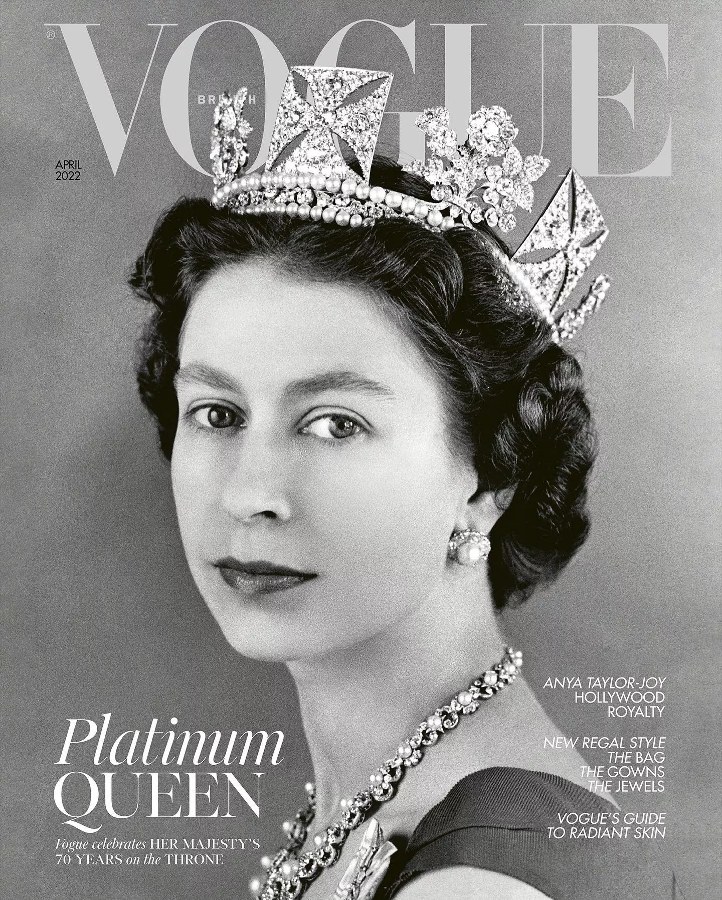 Обложка британского Vogue. Фото королевы Елизаветы II было сделано в 1957 году