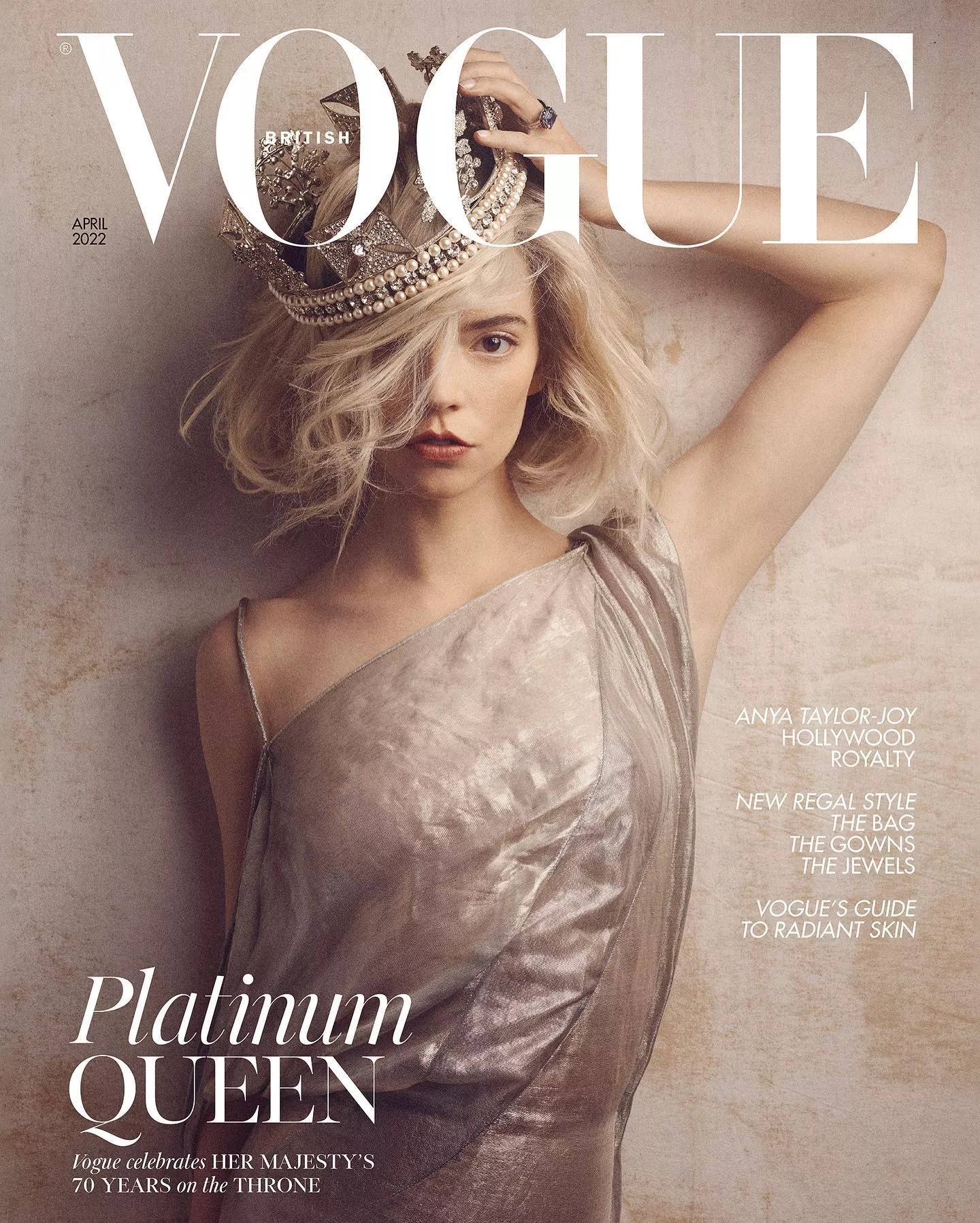 Аня Тейлор-Джой для апрельского номера британского Vogue