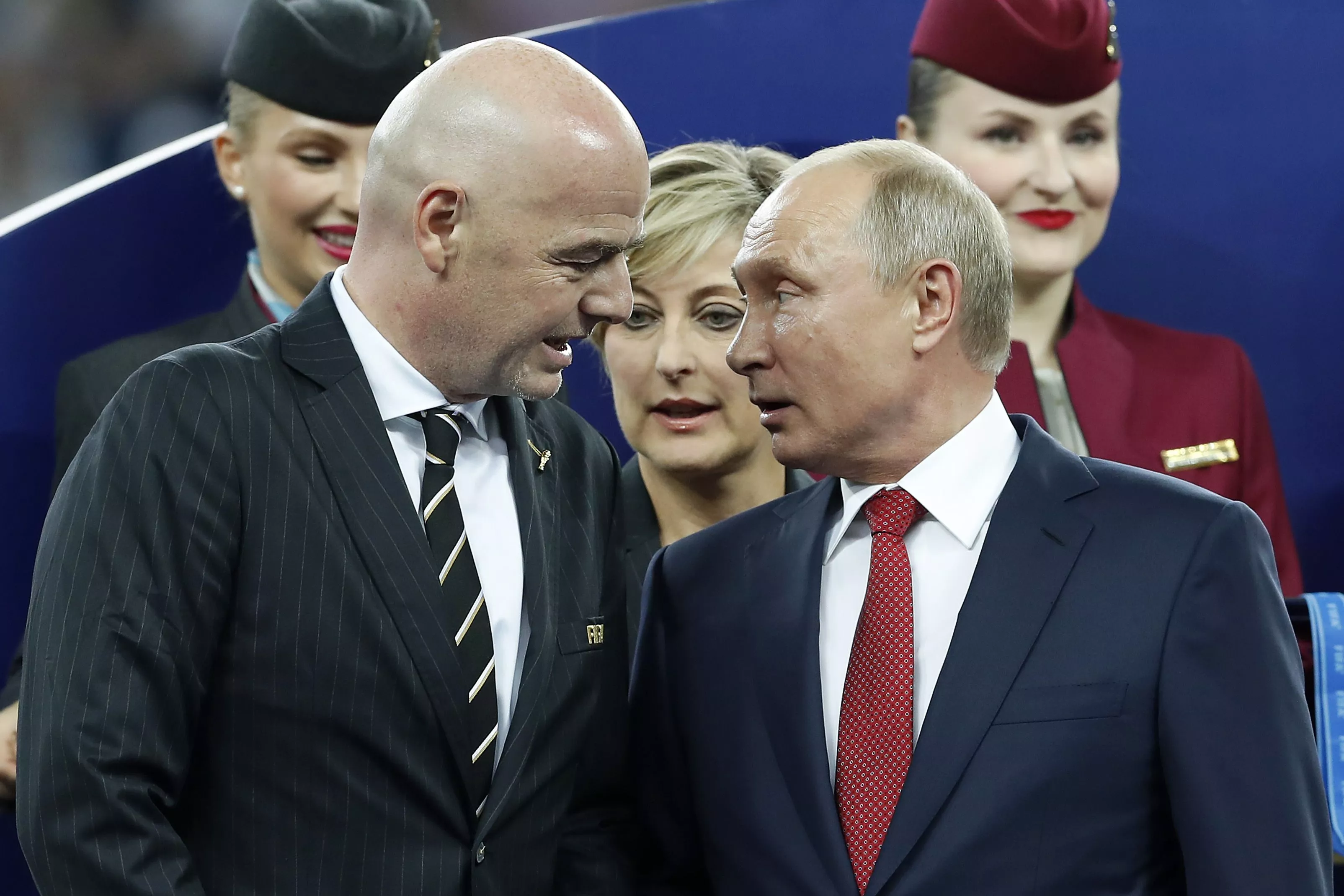 Президент ФІФА Джанні Інфантіно має добрі стосунки з кривавим диктатором Володимиром Путіним