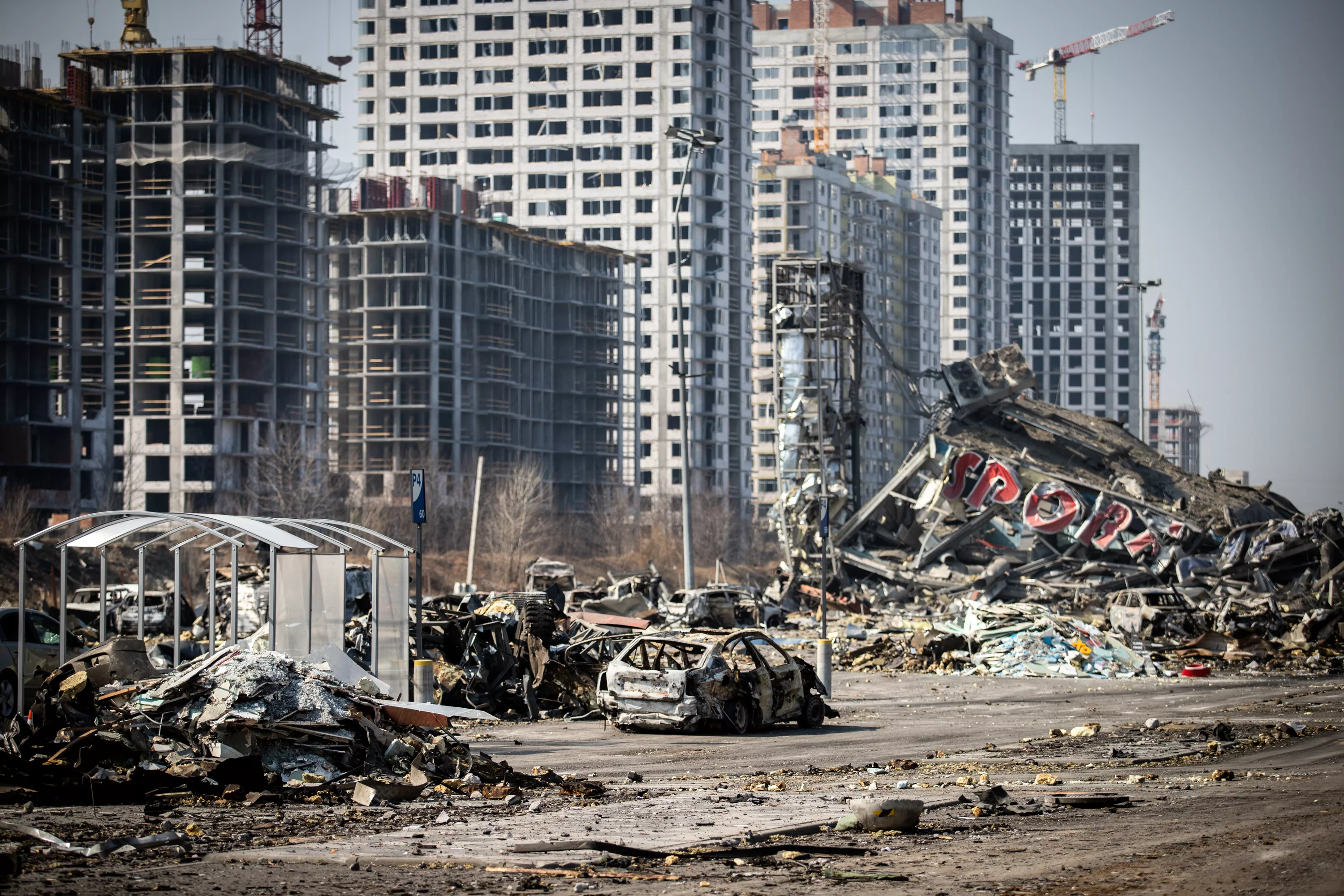 Усього від авіаударів окупантів у Києві постраждали 167 житлових будинків різних типів / фото пресслужби КМДА
