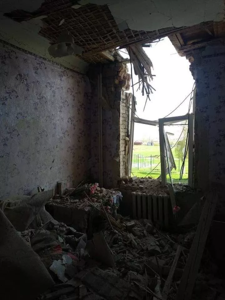 Последствия обстрелов в Луганской области. Фото: Сергей Гайдай