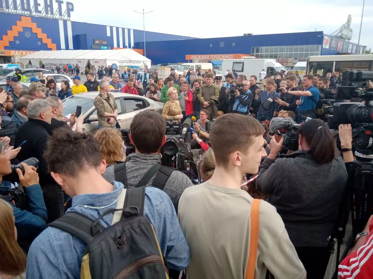 В Запорожье ждут прибытия эвакуированных из Мариуполя