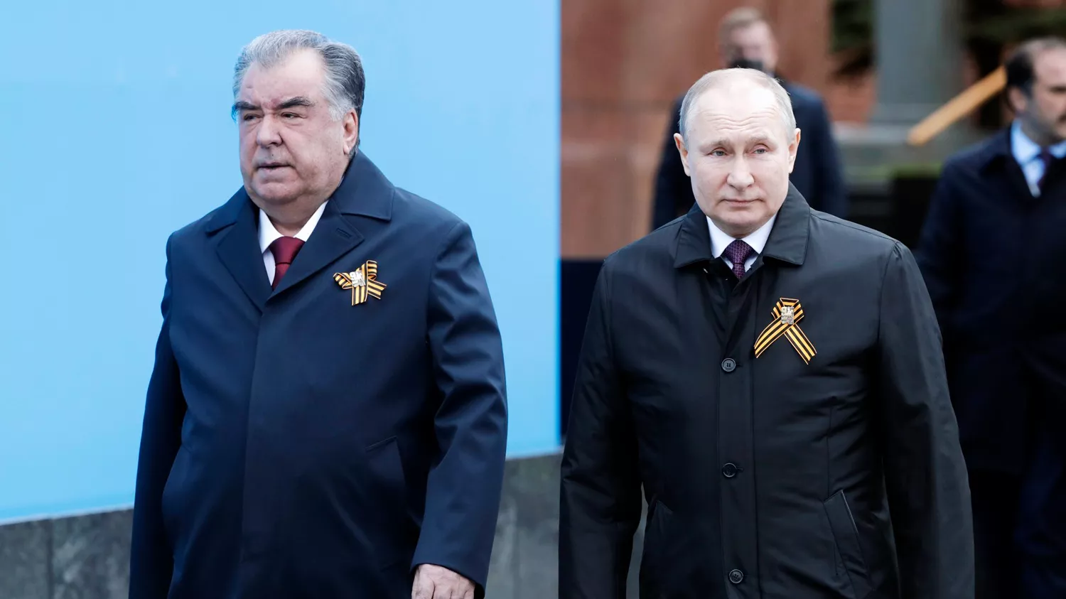 Рахмон и Путин на параде победы – 2021. Больше в Москву не приехал никто