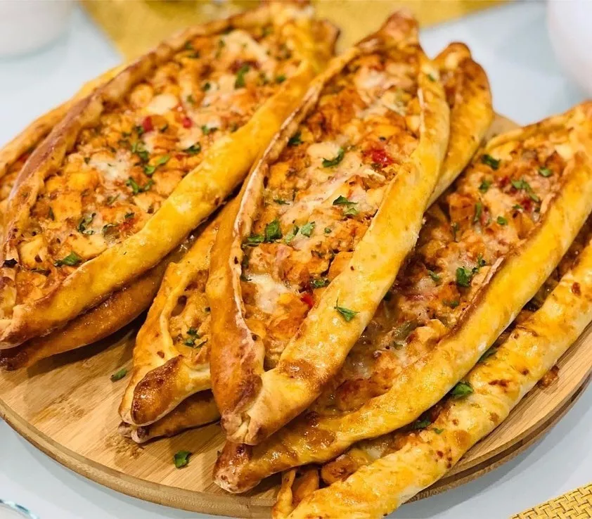 Turkish pide with minced meat