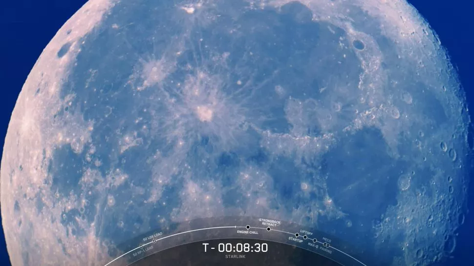 Камера стеження відобразила цей дивовижний вид на Місяць прямо перед запуском ракети Falcon 9