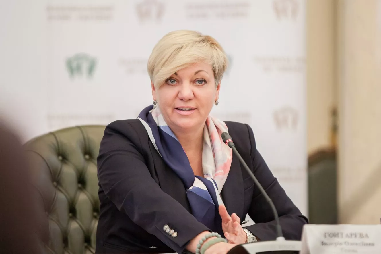 Валерия Гонтарева с начала 90-х годов вращалась в деловых кругах, близких к Порошенко