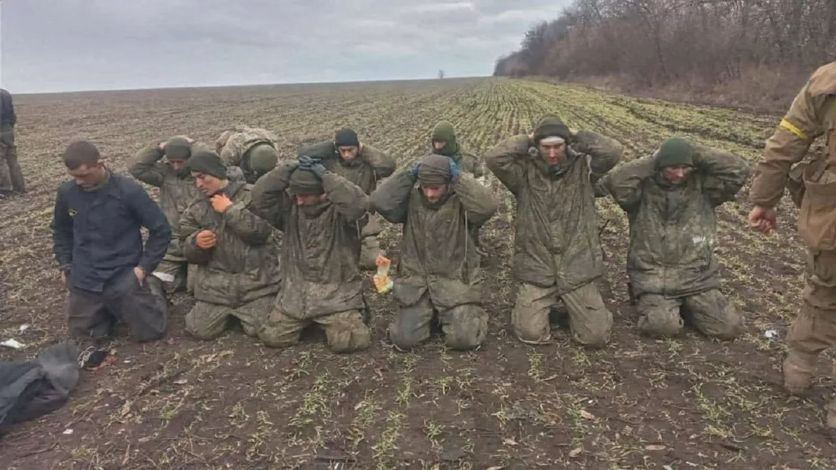 Наибольшие потери войска РФ получили в первые недели после вторжения в Украину, которую рассчитывали захватить без значительного сопротивления. Но украинцы удивили весь мир