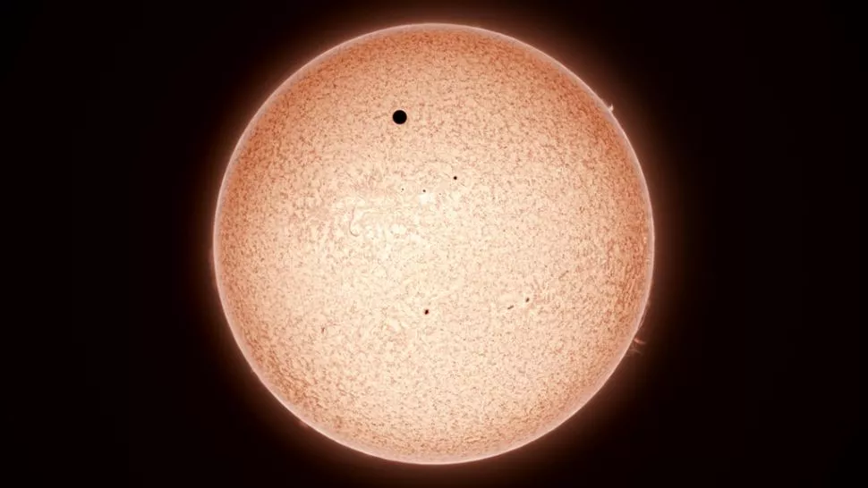 Видима ширина Венери становила близько 3% ширини Сонця і добре видно звичайним спостерігачам