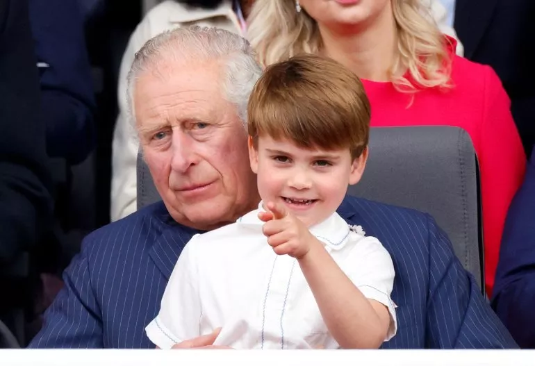 Луи с дедушкой, принцем Чарльзом