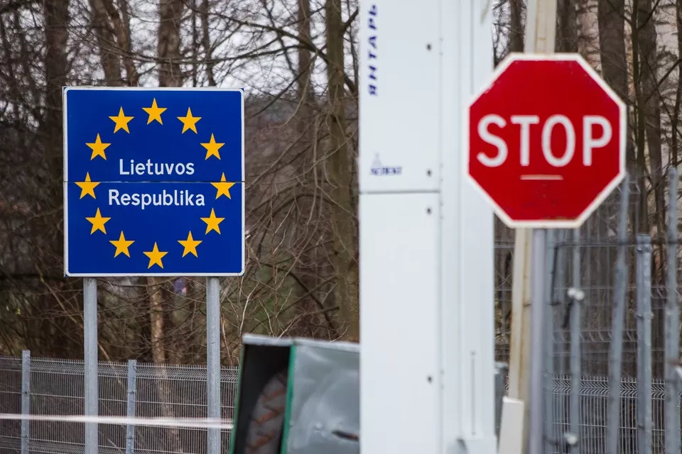 Прикордонний перехід з Литви до Калінінградської області – ексклав Росії, сухопутне сполучення з яким проходить через країни, що перебувають у ЄС та НАТО.