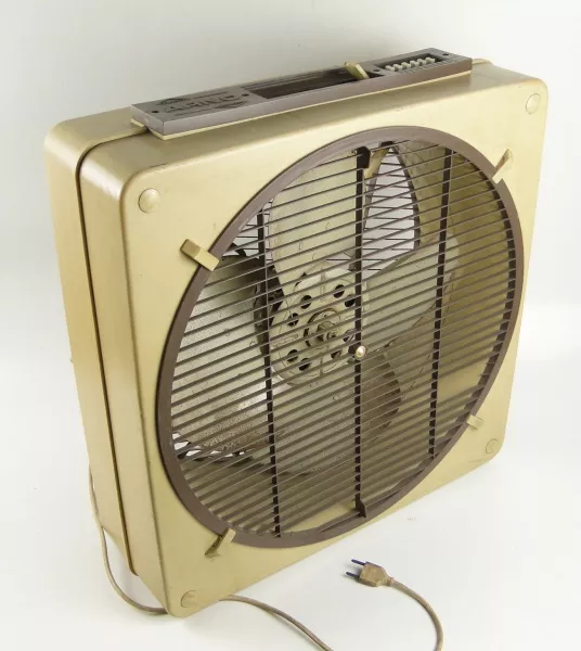 Коробчатый вентилятор в окне поможет охладить комнату и стоит дешевле кондиционера