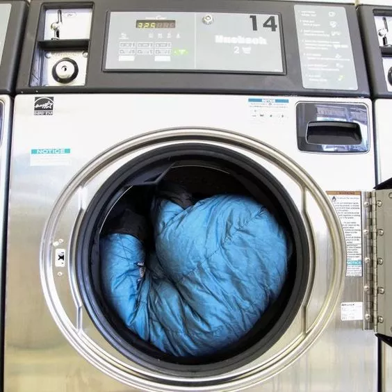 Как стирать спальник в машинке / Фото: pinterest
