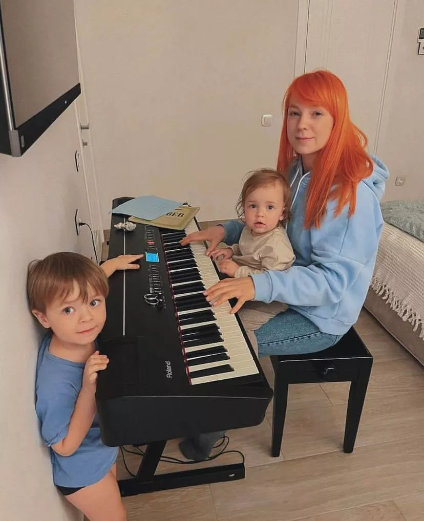 Певица с сыном и дочерью находились на западе Украины