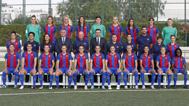 Барселона" создаст женскую команду в США - Новости футбола
