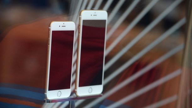 Apple визнала вразливість всіх iPhone. Фото: AFP