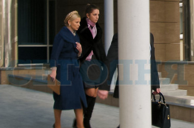 Тимошенко сегодня уже съездила к мужу. Фото И. Серов
