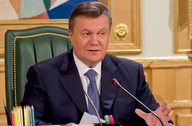 Янукович надеется на сотрудничество с Албанией ...
