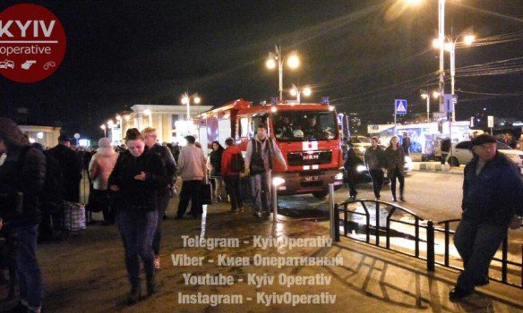 В Киеве искали взрывчатку на ж/д вокзале