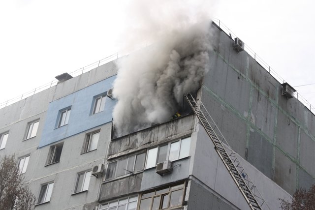 <p>Сталася пожежа у квартирі на 8 поверсі. Фото: ДСНС</p>
