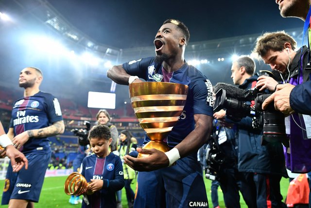 Футболисты "ПСЖ" завоевали Кубок французской лиги. Фото AFP