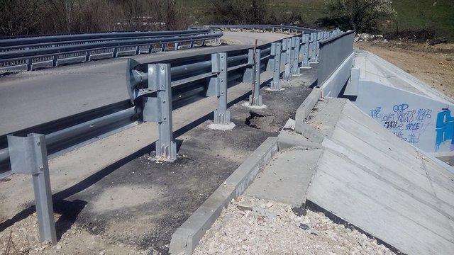 На ремонт моста потратили миллионы. Фото: соцсети