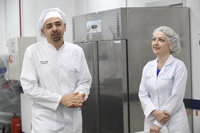 Генеральный директор Sky Food Services Наталья Ямпольская и шеф-повар Андрей Морозюк