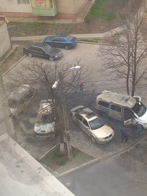 Под Одессой горели автомобили. Фото: соцсети