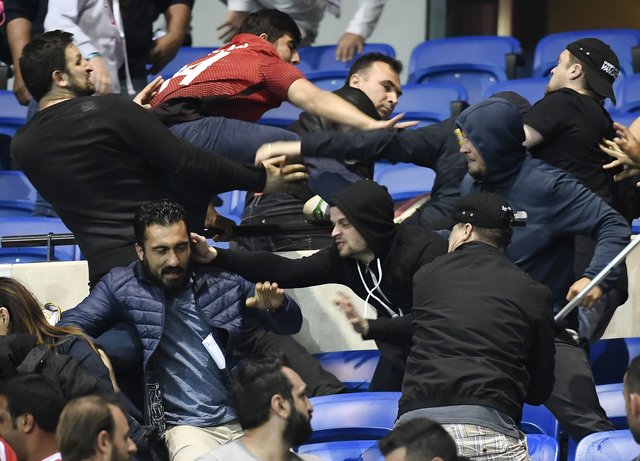 <p>Перед матчем "Ліон" – "Бешикташ". Фото AFP</p>