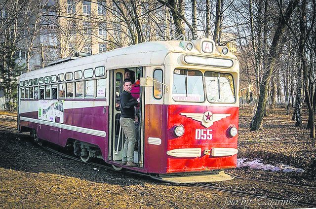 Ретропоездка. Харьковчан по-майски покатают на старом трамвае. Фото: facebook.com