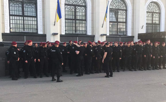 Спецподразделения будут нести службу в пешем порядке. Фото: od.npu.gov.ua