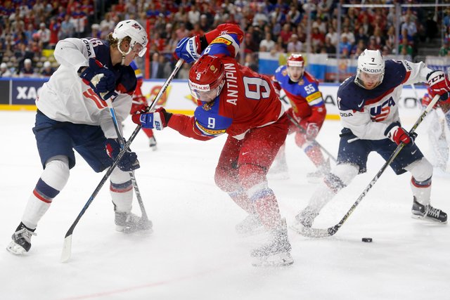 США – Россия – 5:3. Фото AFP