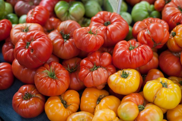 Калорийность помидора составляет 20 ккал на 100 грамм продукта. Фото: i1.wp.com