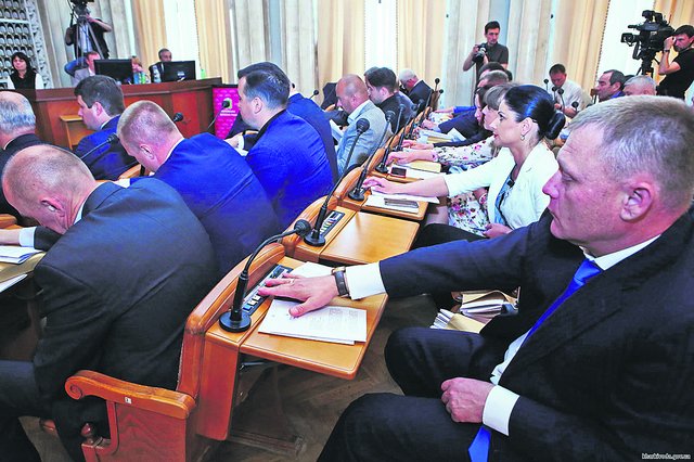 Депутаты пустили газодобытчиков на новые месторождения. Фото: facebook.com