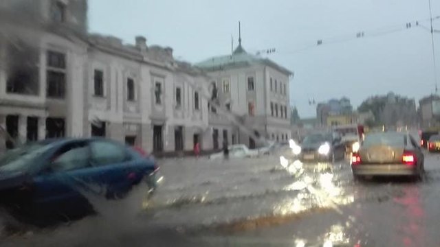 Ливень в Черновцах. Фото: соцсети, molbuk.ua