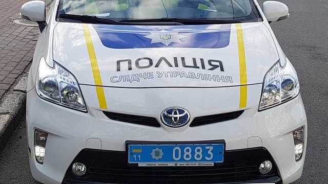 В Киеве водитель потеряв сознание, вылетел с дороги | Фото: Влад Антонов