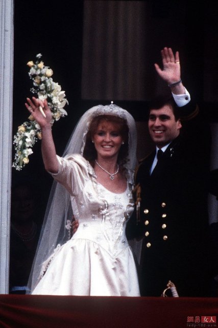 Принц Эндрю, герцог Йоркский и Сара Фергюсон. Великобритания, июль 1986. Фото: puretrend.com