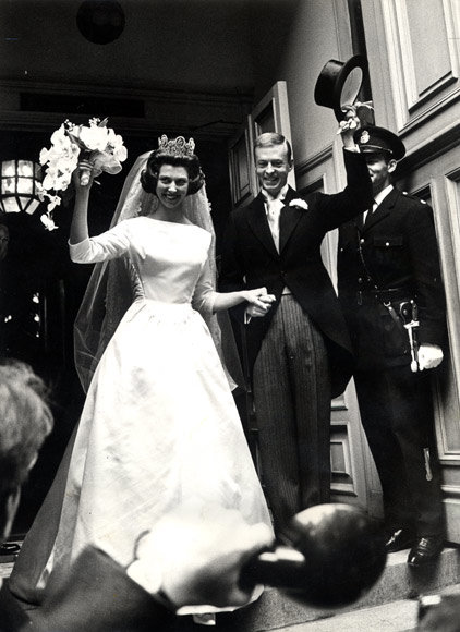 Принцесса Дезире Шведская (сестра нынешнего короля Швеции) и барон Нильс-Август Отто Карл Никлас Силвершолд. Швеция, июнь 1964. Фото: instagrid.me